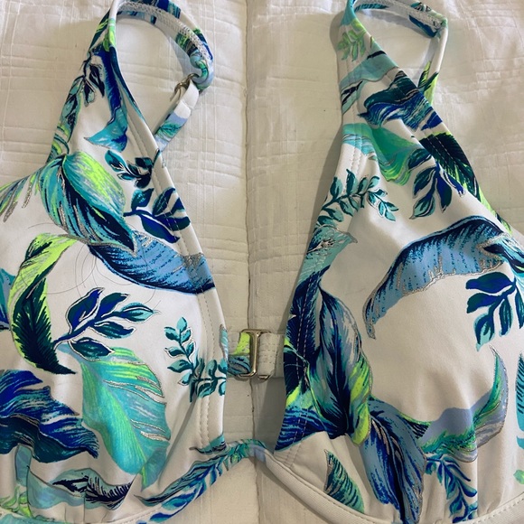 Ambrielle Floral 2 piece swimwear, New - Picture 3 of 3